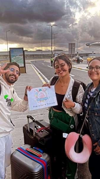 Happy customers at the airport