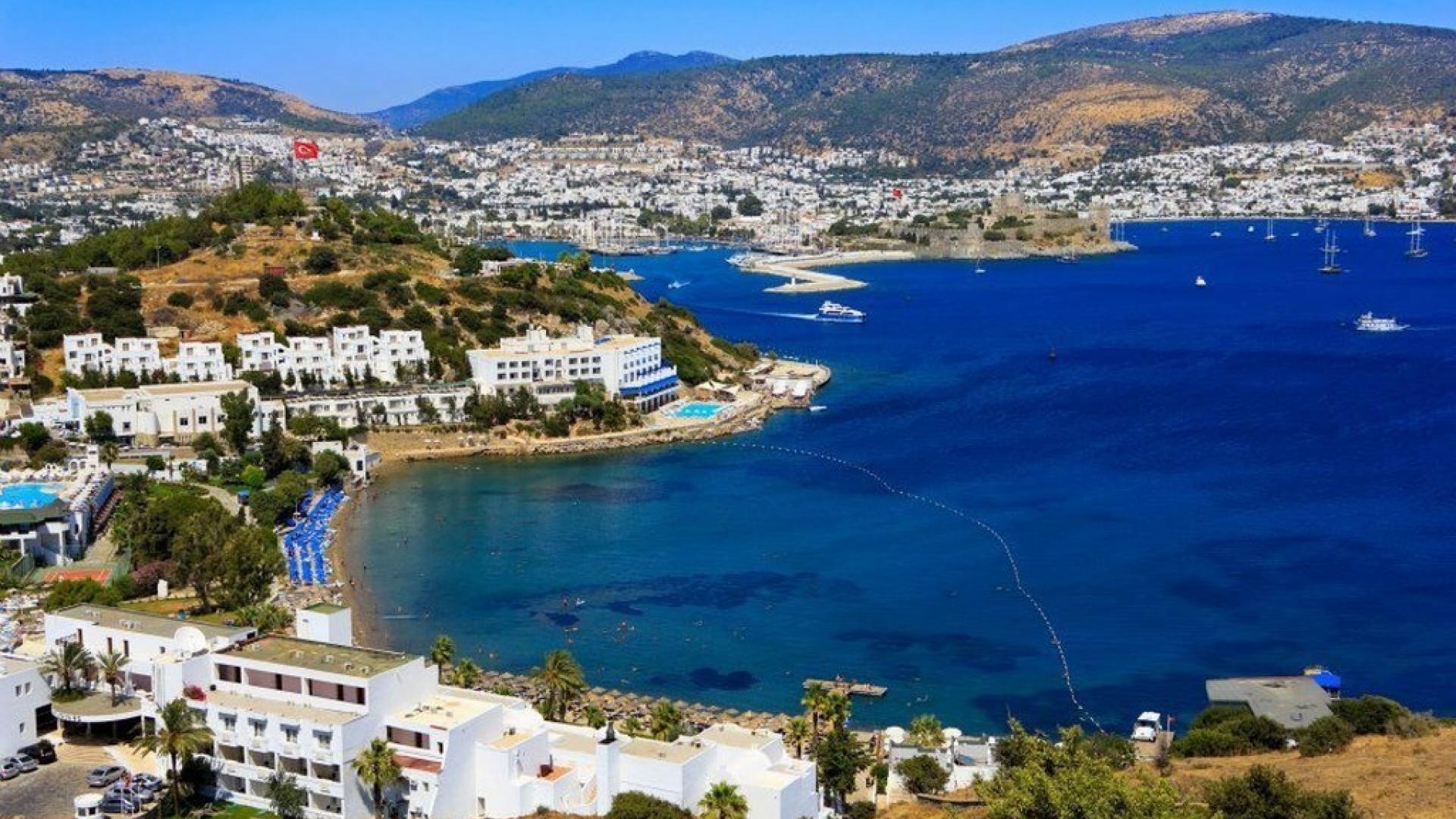 Bodrum Turkey: What to See and Beaches Guide 2025