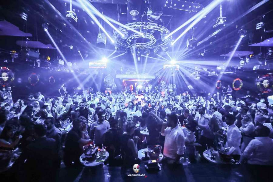 Additional image 1 for Istanbul's Nightlife Extravaganza: A Journey from Rooftop Bars to Nightclubs